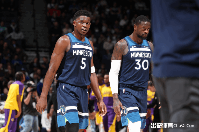 鄢手骐黑装,亮相,夫妻恩爱同,PG国际官网,PG电子国际,PG电子娱乐平台,PG老虎机,在线博彩平台,PG国际注册,PG游戏优惠,在线娱乐,真人赌场